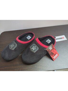 New Unisex Medium WWE Black Red Slippers Clog Hard Sole Ground Up New